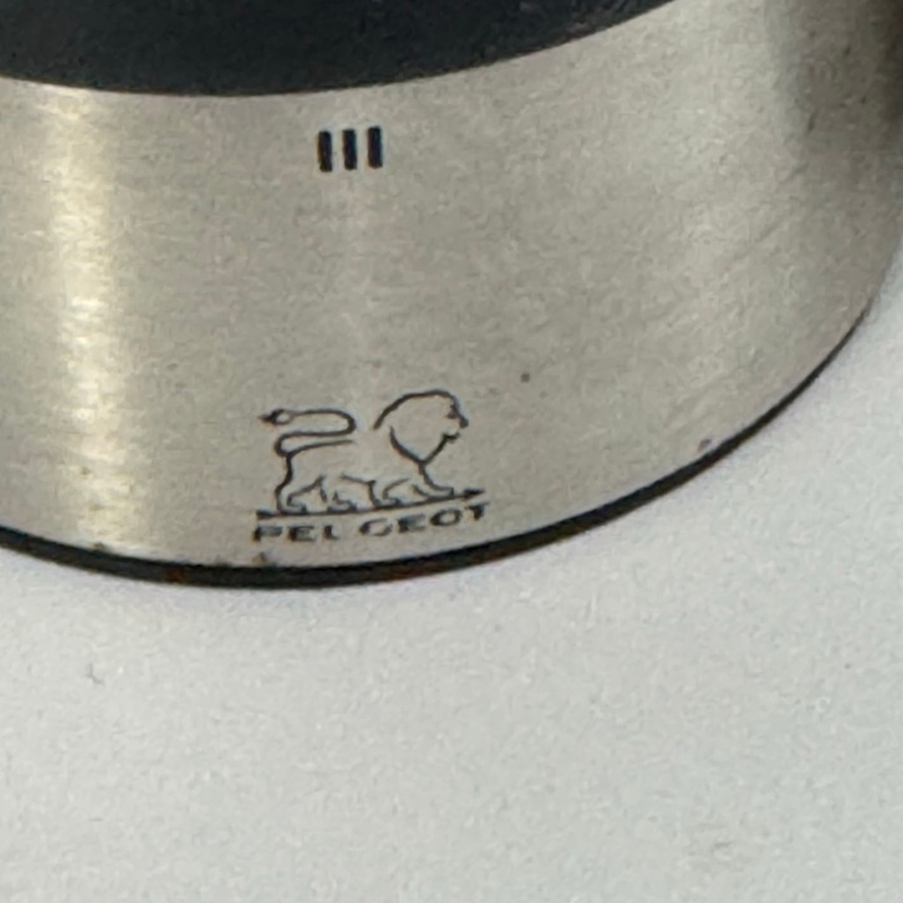 Peugeot Paris Chocolate 9” u'Select Salt & Pepper Mill Set - Picture 4 of 7